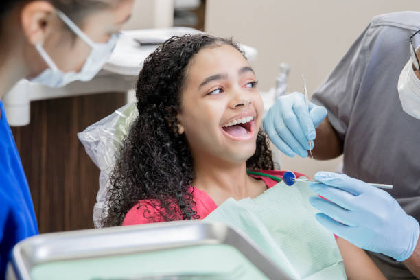Best Emergency Dental Care for Broken or Chipped Teeth in Naples Park, FL